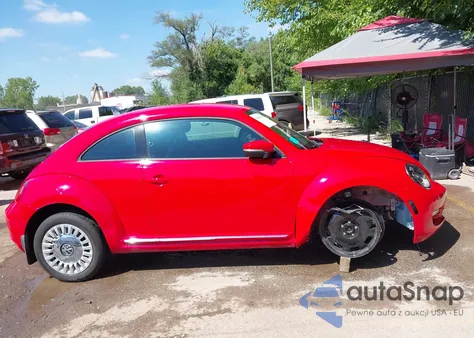 2014 Volkswagen Beetle 2.5L из США, поврежденный, VIN 3VWHX7AT7EM614979